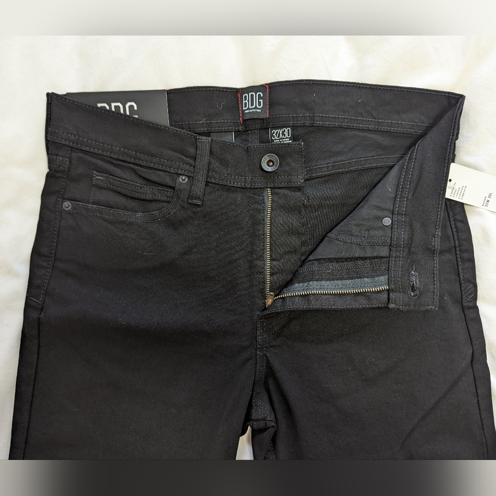 NWT BDG Skinny Stretch Black Jeans 32x30